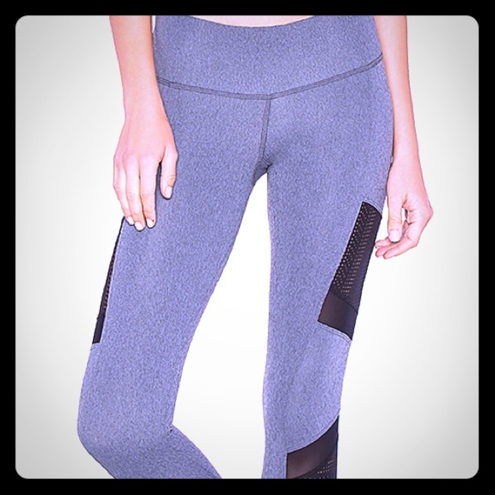 Strut This Savannah Legging Like New